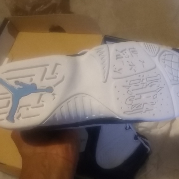 Brand new never been wore Jordan 9 retro(ps) - Picture 3 of 4